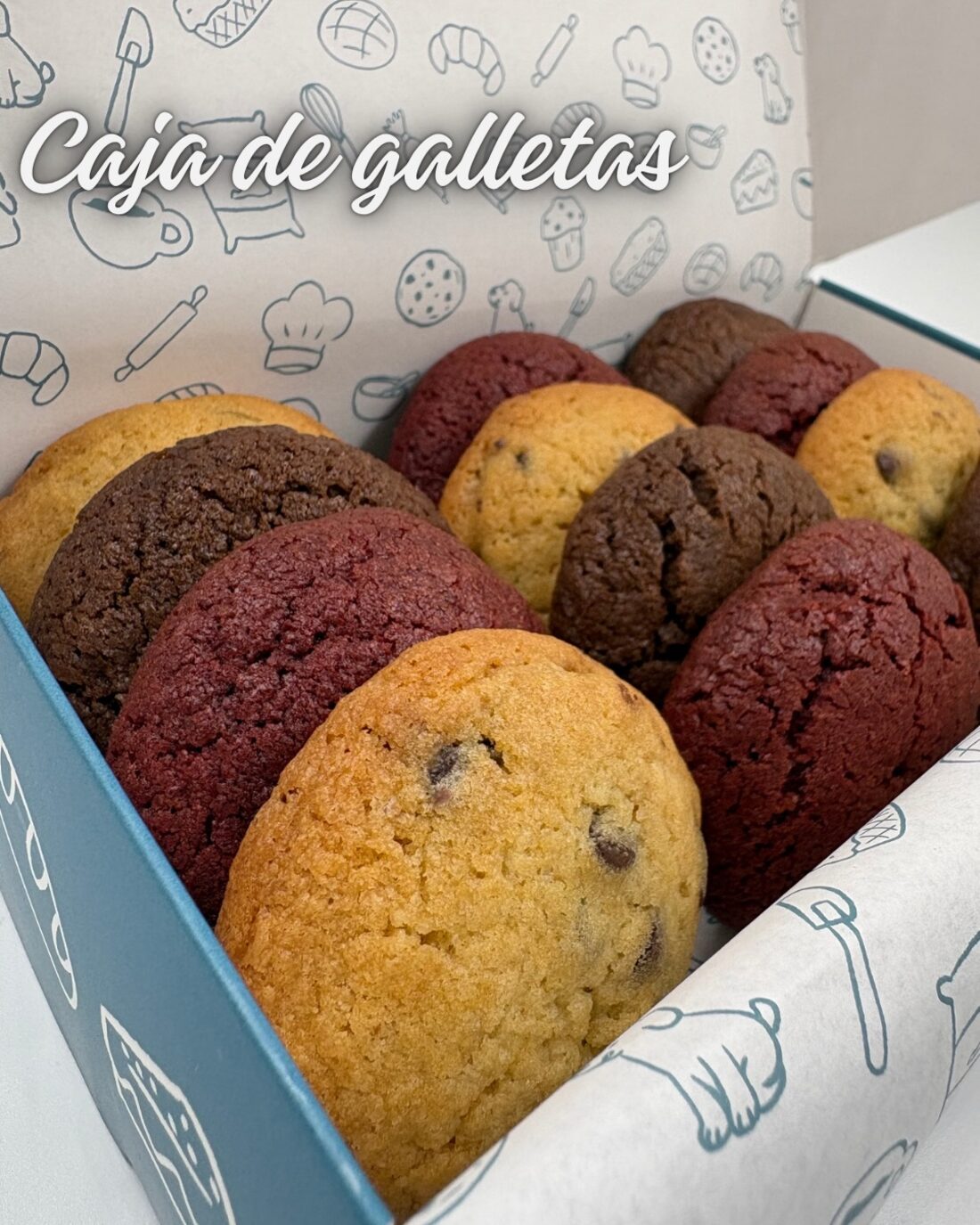 Caja de galletas surtidas Meler: red velvet, chips de chocolate y cookies and cream